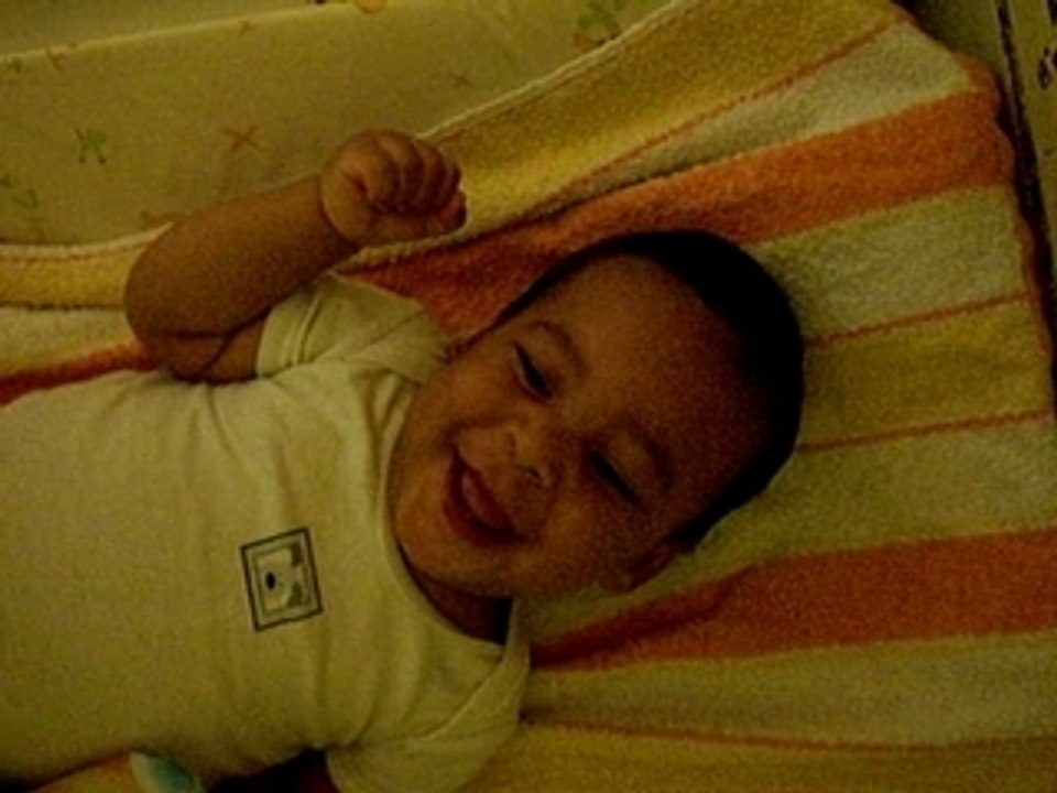 Fou Rire Nathan 8 Mois :-)