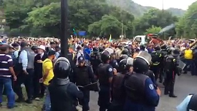 Logran abrir el paso del Túnel La Cabrera camino a la 'Toma de Caracas'