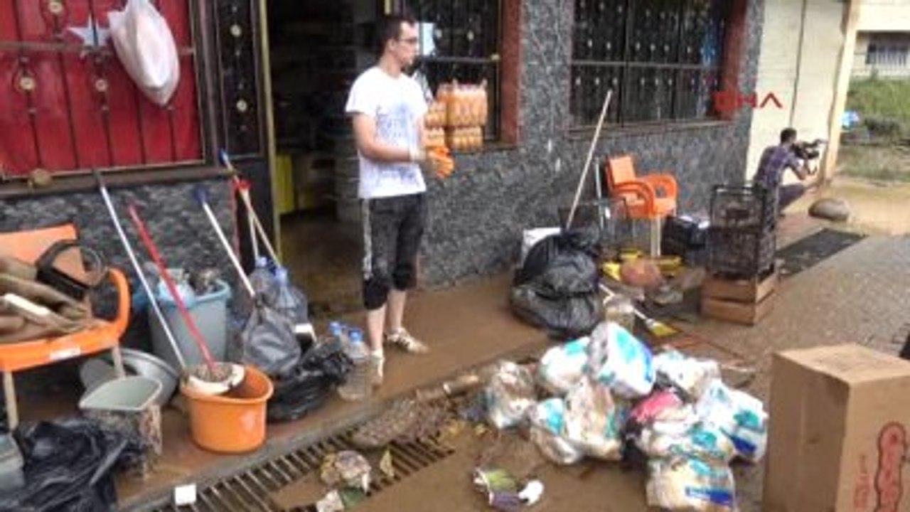 Artvin Yağış Arhavi ve Hopa?da da Etkili Oldu