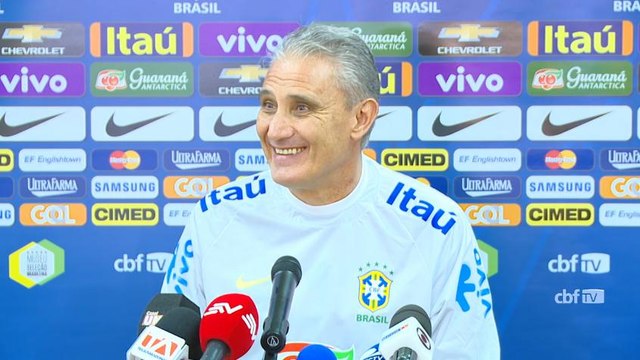 Tite arranca risadas ao liberar escalação da Seleção de surpresa