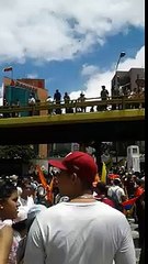 Así se encuentran reunidos los manifestantes en Las Mercedes