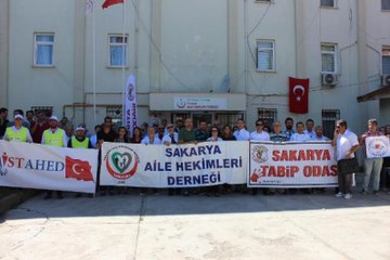 Ehliyet İçin Sağlık Raporu Vermeyen Doktoru Bıçakladı