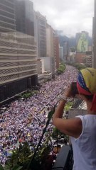 Video muestra impresionantes imágenes en la Francisco de Miranda durante la Toma de Caracas