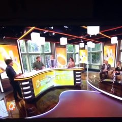 Rapper Boef Maakt John van den Heuvel Belachelijk