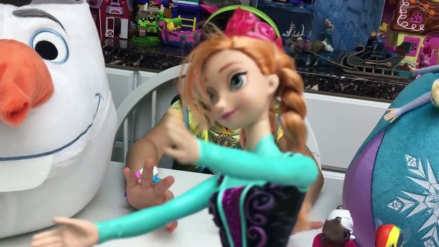 COLORFUL BIG FROZEN SURPRISE EGGS EASTER BASKET Giant Frozen Egg Surprise Opening Toys Elsa Anna Toy