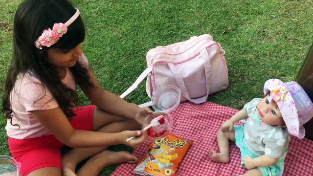 #veda 4 Minha Bebê Reborn, Adora Doll e Baby Alive em: Uma tarde com a tia Júlia
