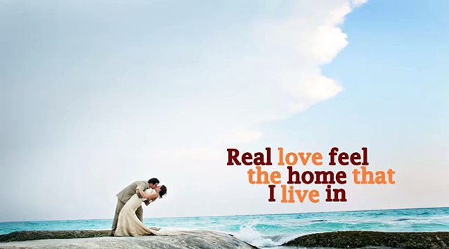 Robbie Williams - Feel Lyrics Video