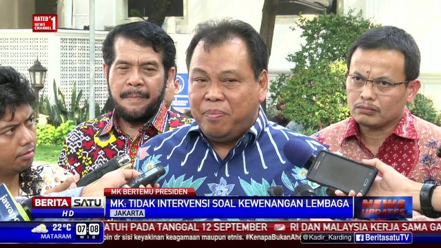 Ketua MK Temui Presiden Jokowi di Istana