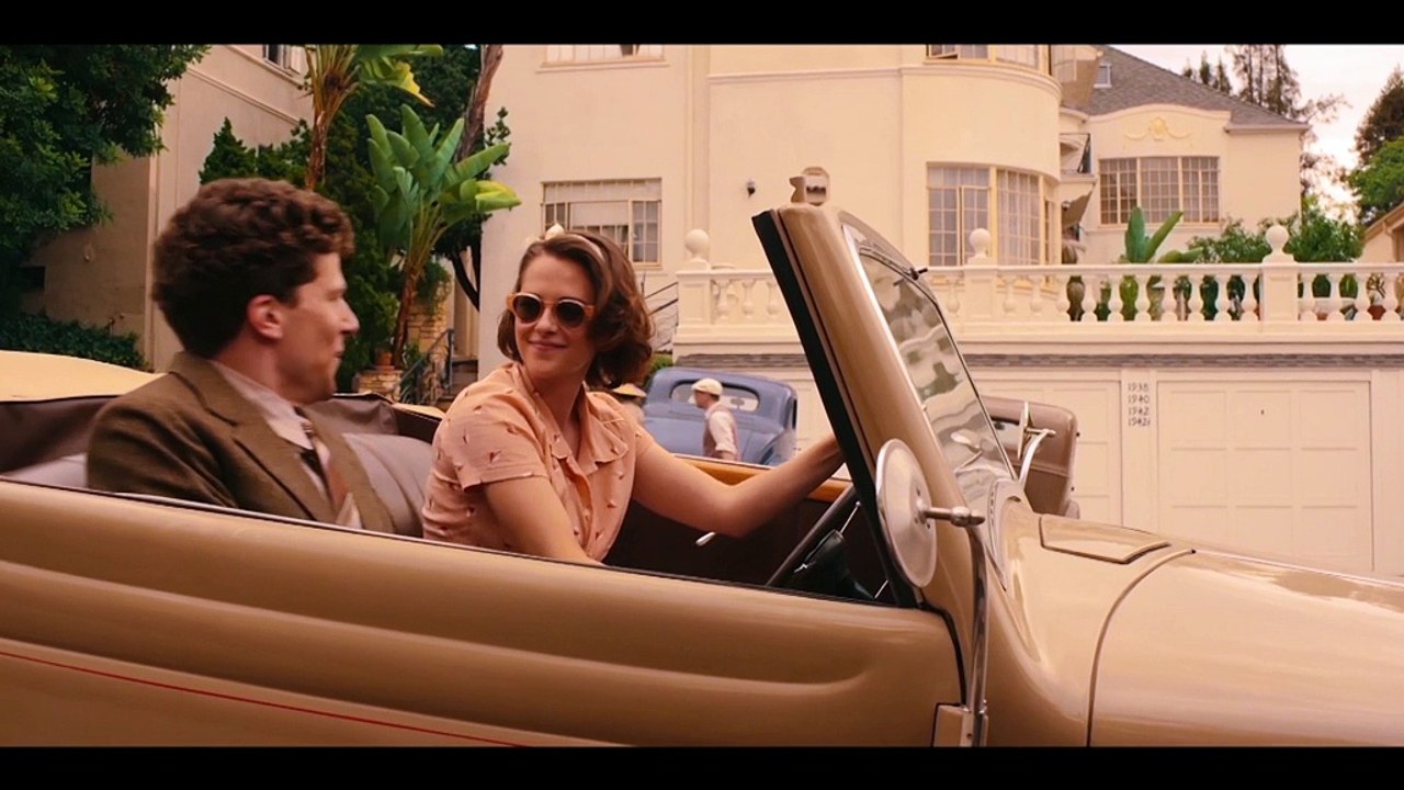 Cafe Society - Exclusive Interview With Jesse Eisenberg
