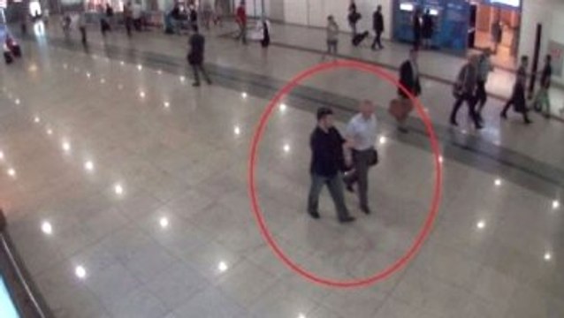 Adil Öksüz'ü Karşılayan Kişi Rusya İmamı Çıktı