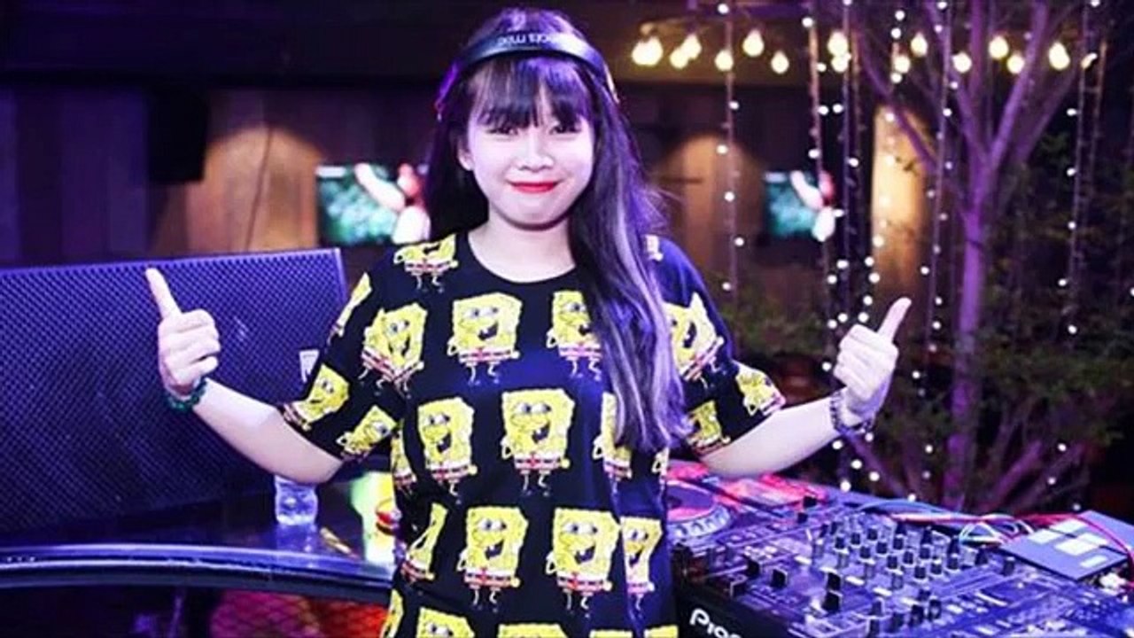 DJz Domlung Mi Ft DJz Roth-Uii Uii - Say Yo Mi Yeh Version Funky Remix 2016