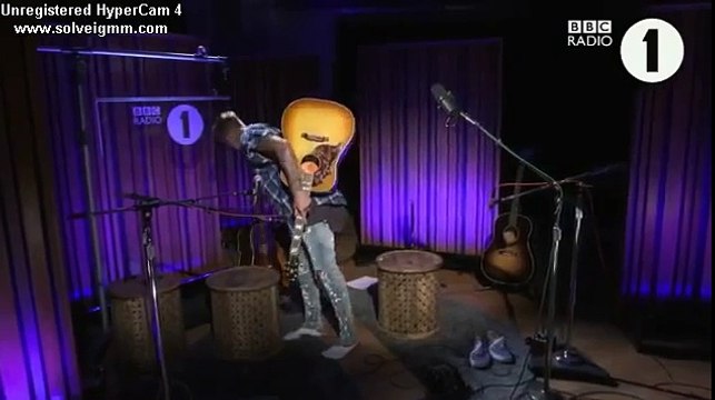 Justin Bieber BBC Radio 1 - Full Live Performance - LIVE LOUNGE