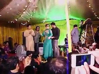 Shaan And Nargis Dancing In Private Party Watch Video