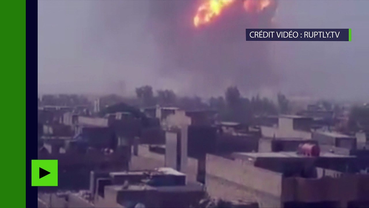Le moment de l’explosion dans un dépôt d'armes à Bagdad