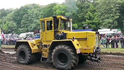 De koningsklasse trekker trek in BANSKOW claas case fendt massey ferguson