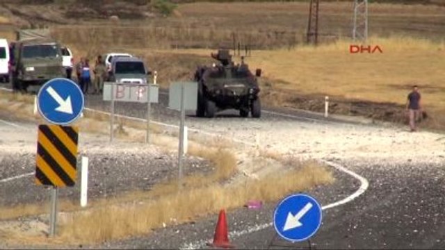 Silvan' da Askeri Aracın Geçişi Sırasında Patlama