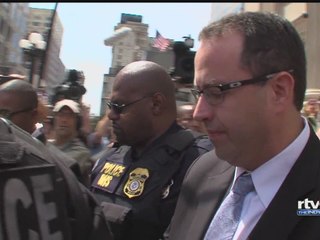 Jared Fogle: Parents to blame for "failure to properly supervise" victim