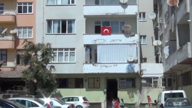 Şehit Piyade Uzman Çavuş Kadir Çelebi'nin Eşi