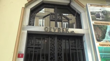 Taksim'de Tehlike Arz Eden Ağaç Kesildi