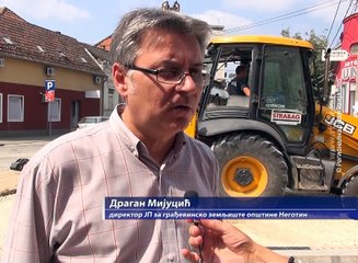 Asfaltiranje ulice u Negotinu , 2. septembar 2016. (RTV Bor)