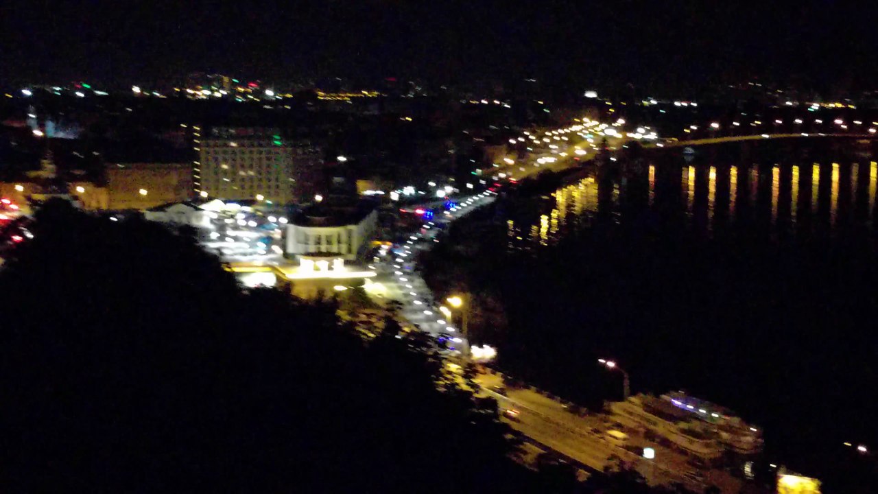 4K Video: Kiev at Night