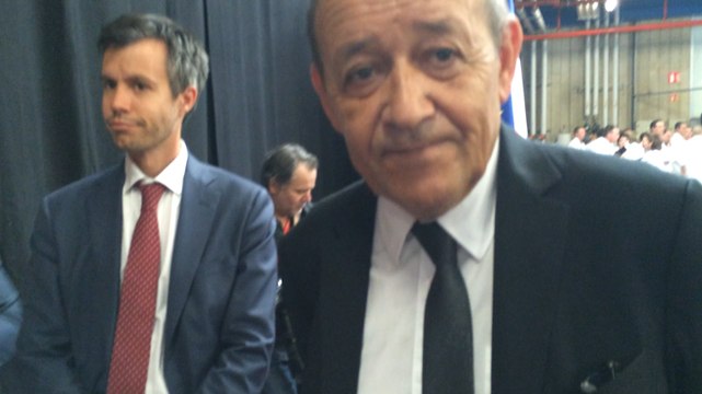 Jean-Yves Le Drian annonce des emplois chez Safran