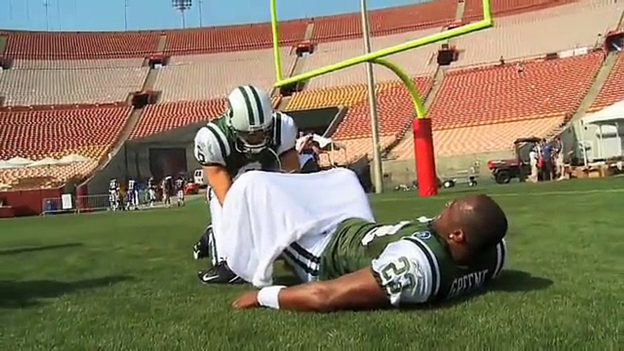 NFL- Top 10 Touchdown Celebrations