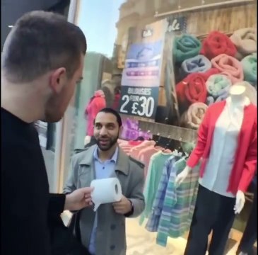 Ben Phillips | Dropped your toilet roll - PRANK