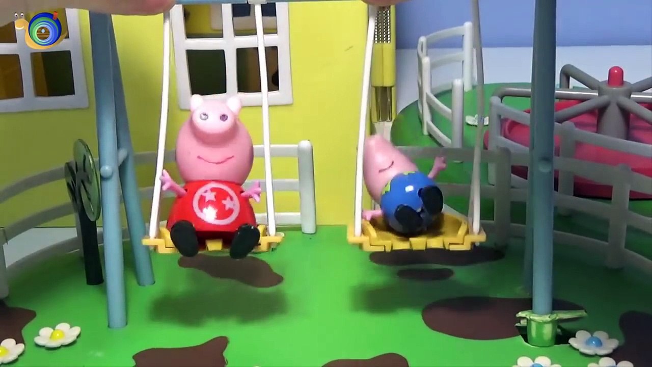 Peppa Pig En Español - George Cae Del Columpio ★ Juguetes de Peppa Pig