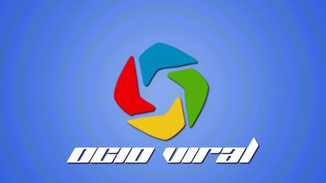 Horno de leña para pizzas en llamas