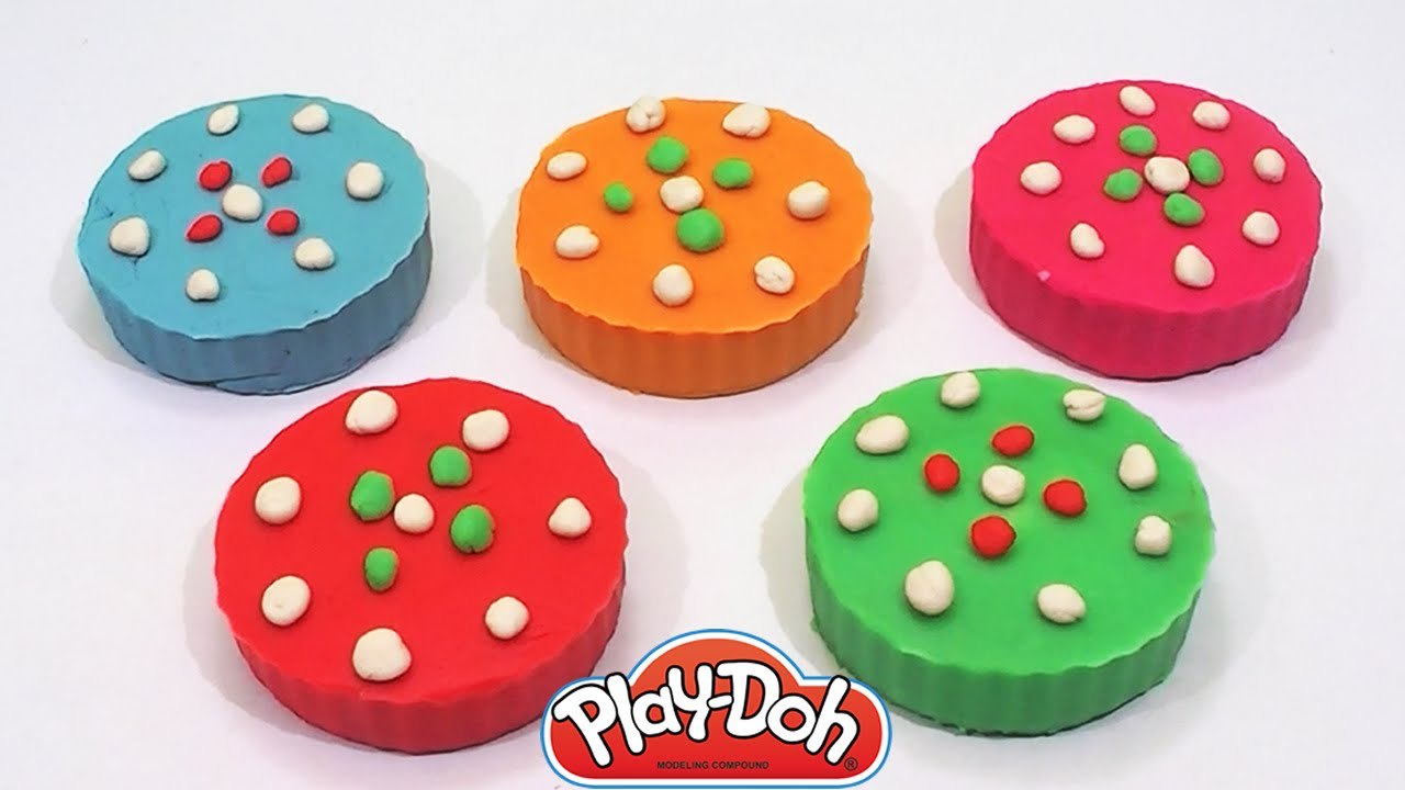 Play Doh Cookie Cars toys Kinder Surprise Eggs Peppa Pig español toys vs Minions Funny video for kids