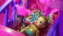 Barbie enseña a Rapunzel la habitación de los bebés - Capítulo #20 - juguetes barbie en español