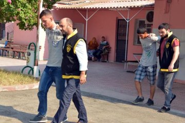 Çaldıkları Cep Telefonunun Sahibine Otostop Yapan Hırsızlar Yakalandı