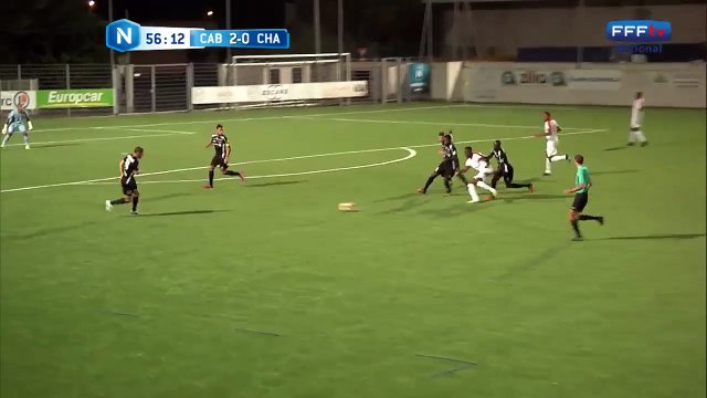 Belle action mais position de hors jeu