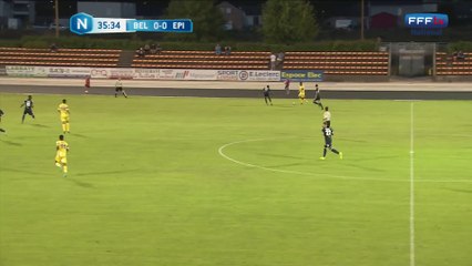 Beau mouvement sur le flanc droit!