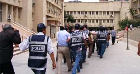 37 Türk Telekom Personeli FETÖ Operasyonu Kapsamında Tutuklandı