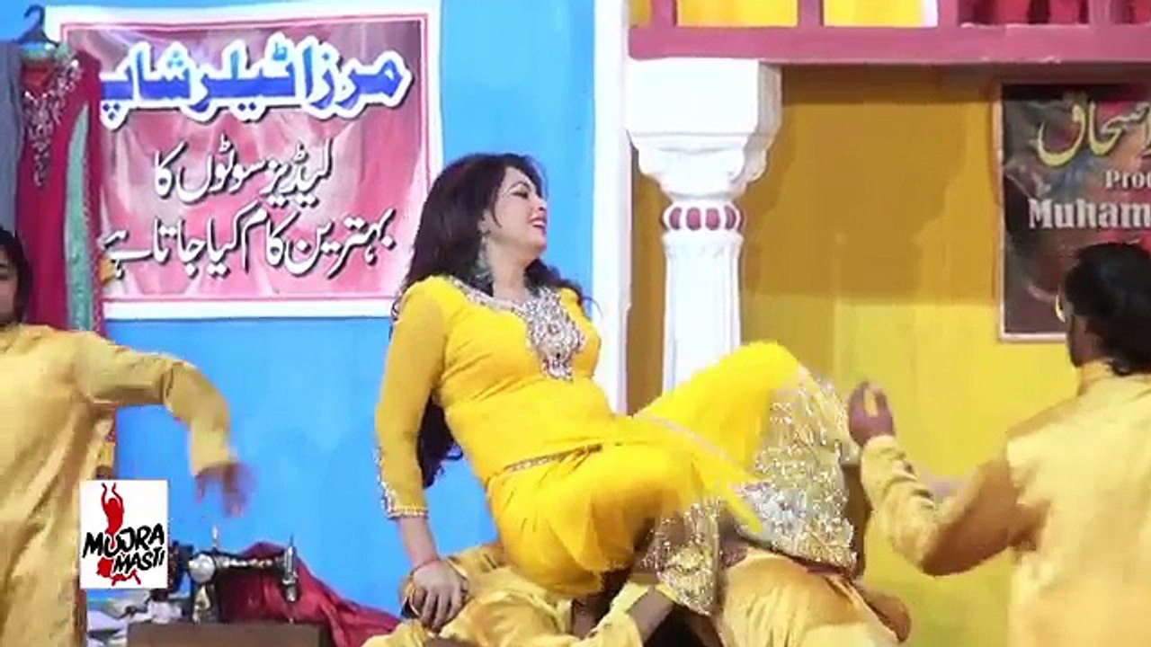NACHNA EH TERE NAAL AJ SARI RAAT - ZARA AKBAR 2016 MUJRA - PAKISTANI MUJRA DANCE