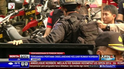 Inilah Detik-Detik Penggiringan Penyandera ke Mobil Polisi