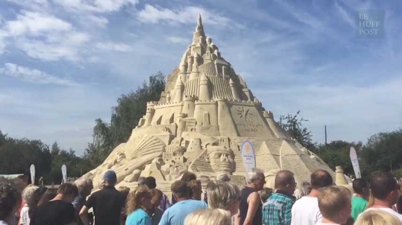 Voici le plus grand chateau de sable au monde. Enfin presque.