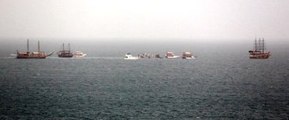 Antalya'da Tur Teknesi Battı; 79 Kişi Kurtarıldı, 2 Kişi Kayıp