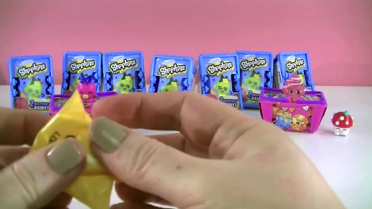 SHOPKINS CHALLENGE 1 & 2 | Awesome Toys TV | Giant Play Doh Surprise Eggs Shopkins Game