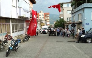 Şehit Astsubay Uçuş'un Ailesine Acı Haber Ulaştı - Aydın