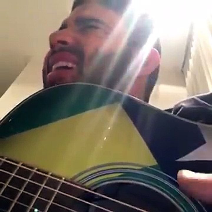 Gusttavo Lima - Um Seculo Sem Ti (facebook live)