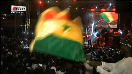 Vacances Citoyennes 2016! Youssou NDOUR fait vibrer DAKAR
