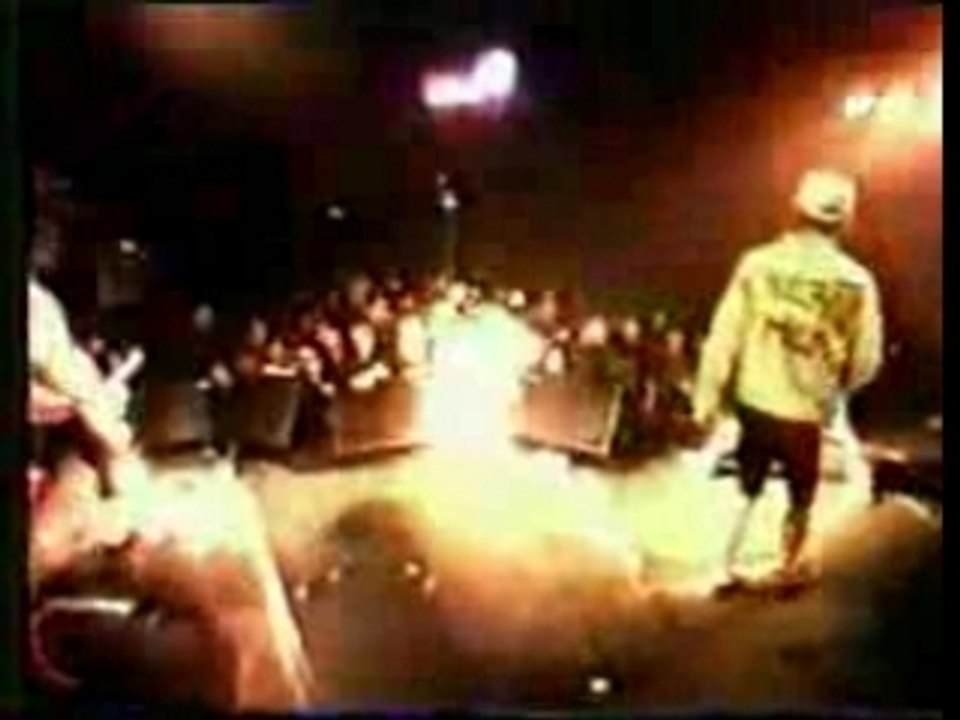 Ludwig Von 88 - Guerriers Balubas (Live)