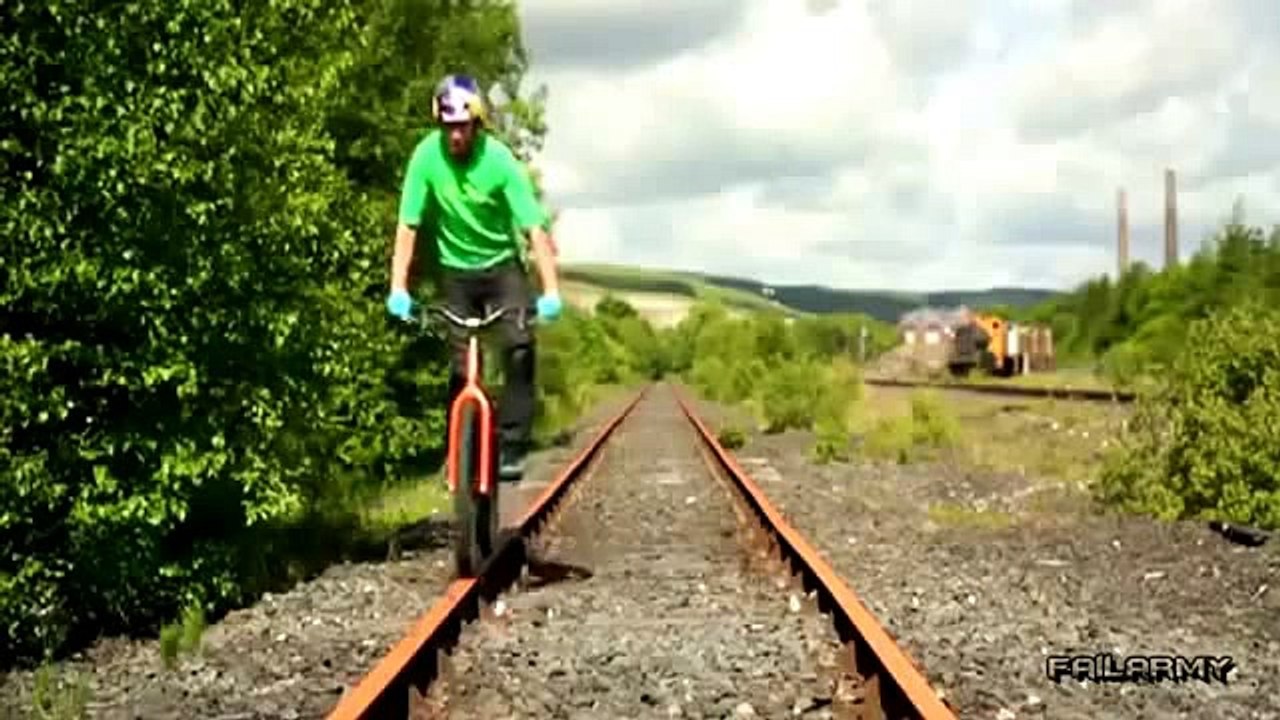 Amazing People Compilation 2013   Amazing skill and Talent Around the World