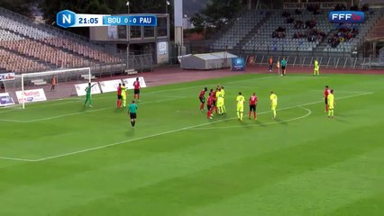 Corner dégagé par la défense boulonnaise