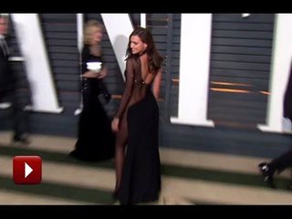 Irina Shayk Doesn't Wear Underwear At The Vanity Fair Oscar Party 2015