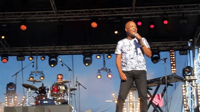 La foire de Barbezieux un peu plus près des étoiles avec Emile et Images