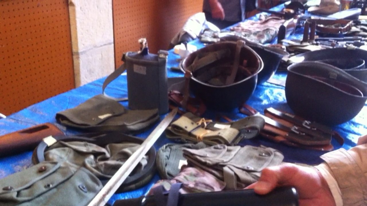 Bourse aux armes et militaria